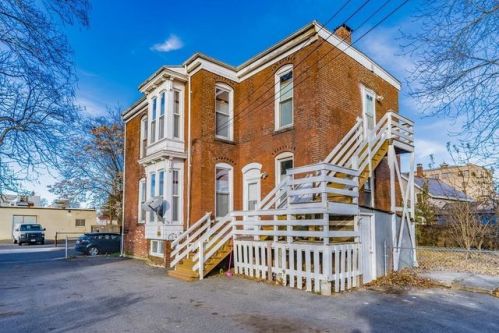 29 Lillian St, Springfield, MA 01109 exterior