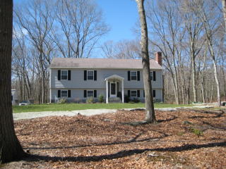 129 Bunker Hill Rd, Guilford, CT 06437 exterior