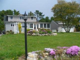 5 Shore Dr, Stonington, CT 06378 exterior