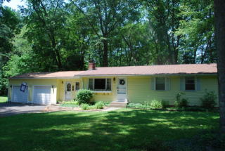 15 Sawmill Rd, Granby, CT 06035 exterior