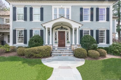 79 Devonwood Ln, New Canaan, CT 06840 exterior