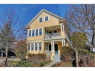 16 Emeline St, Providence, RI 02906 exterior