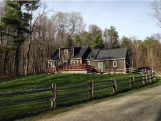 269 Thomas Dr, Starksboro, VT 05443 exterior