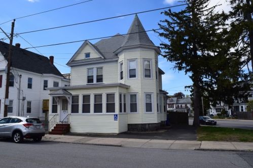 28 Dorchester St, Lawrence, MA 01843 exterior