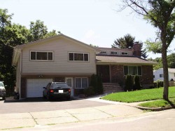 16 Sharpe Rd, Newton, MA 02459 exterior