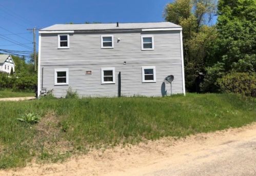 351 Main St, Franklin, NH 03235 exterior