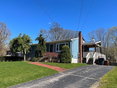 28 Orrin St, Warwick, RI 02889 exterior
