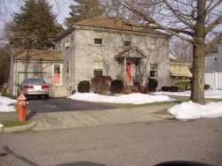 9 Ithaca Cir, Newton, MA 02462 exterior