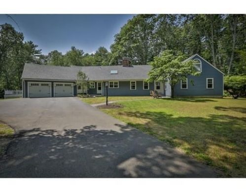 8 Sprucewood Cir, Boxford, MA 01921 exterior