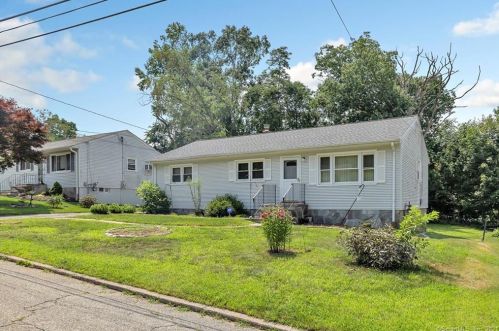 101 Eastwood Rd, Bridgeport, CT 06606 exterior