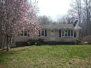 264 Bashon Hill Rd, Bozrah, CT 06334 exterior