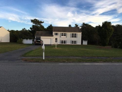 59 Nathan Ln, Plymouth, MA 02360 exterior