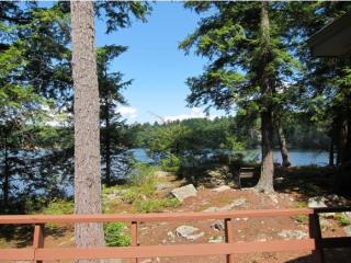 10 Lakin Dr, Hillsboro, NH 03244 exterior