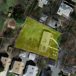 16 Pamela Ct, Newton, MA 02466 aerial view