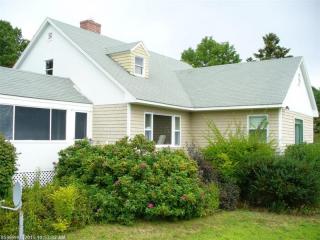 662 Morgan Bay Rd, Surry, ME 04684 exterior