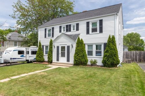 33 Osceola Ave, Worcester, MA 01606 exterior