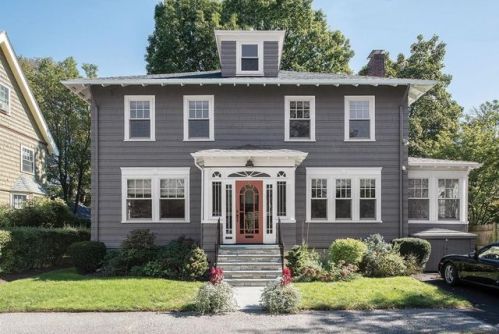 9 Blackstone Ter, Newton, MA 02458 exterior