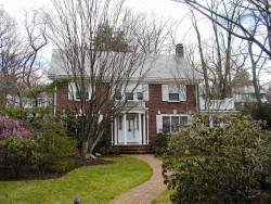 126 Valentine St, Newton, MA 02465 exterior