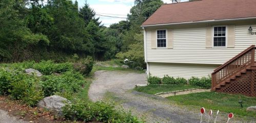 139 Coram Rd, Huntington, CT 06484 exterior