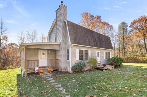 85 Dutton Rd, New Hartford, CT 06057 exterior