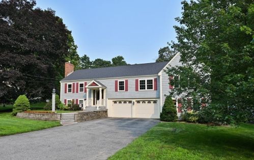 1 Marblehead St, North Reading, MA 01864 exterior