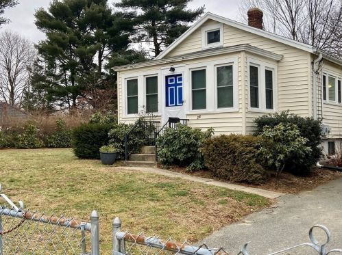 28 Huntington Ave, Brockton, MA 02301 exterior