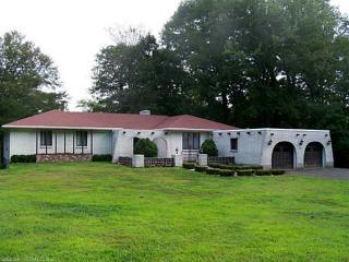 39 Laurel Ln, Waterbury, CT 06716 exterior