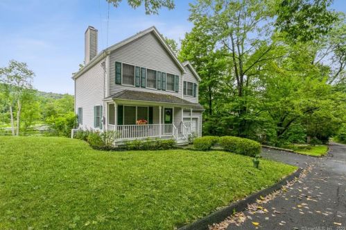 21 Rustic Dr, Ridgefield, CT 06877 exterior