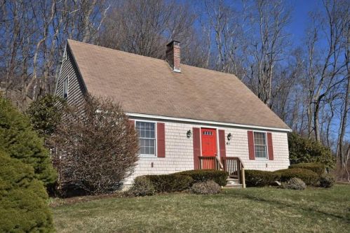 14 Ridgemere Way, Amesbury, MA 01913 exterior