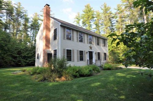 134 Bog Rd, Goffstown, NH 03045 exterior