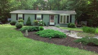 77 Peaselee Crossing Rd, Newton, NH 03858 exterior