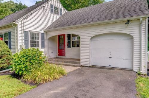18 Alden Rd, Windsor, CT 06095 exterior