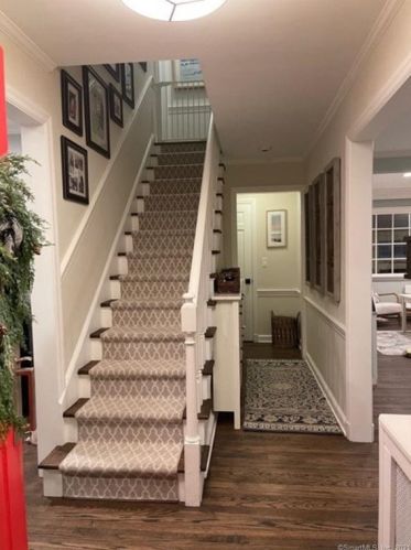 12 Brinckerhoff Ave, Stamford, CT 06905 exterior