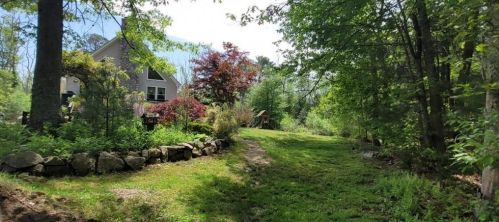 7 Pinecrest Rd, Richmond, RI 02812 exterior