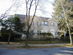 91 Neshobe Rd, Newton, MA 02468 exterior