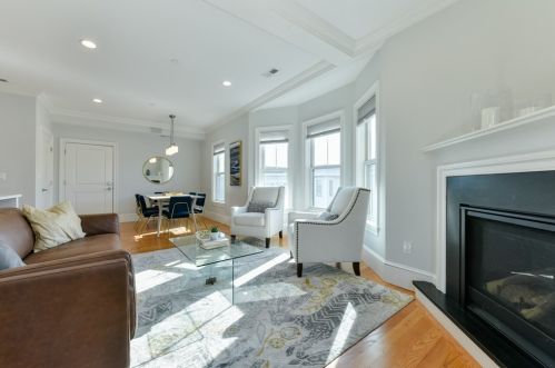 27 Washburn St, Boston, MA 02125 exterior