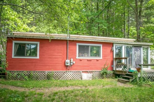 427 Turners Falls Rd, Montague, MA 01351 exterior