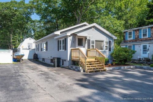 16 Eden Ln, Old Orchard Beach, ME 04064 exterior