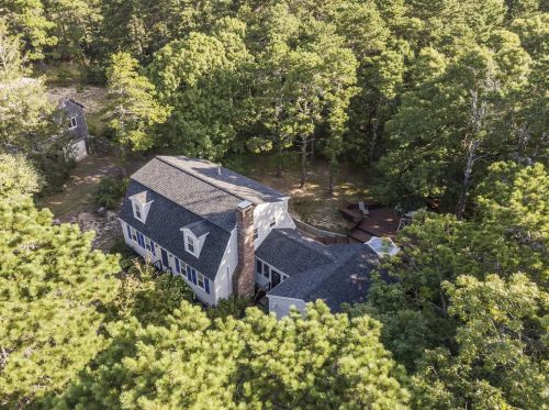 85 Browns Neck Rd, Wellfleet, MA 02667 exterior