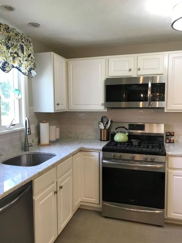 5 Par Three Ct, Mashpee, MA 02649 exterior