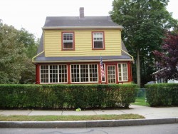 512 Auburn St, Newton, MA 02466 exterior