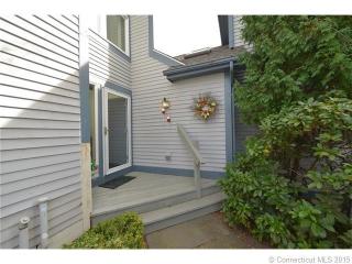 9 Griffen Dr, Mystic, CT 06355 exterior