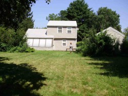 17 Caldon Path, Newton, MA 02459 exterior