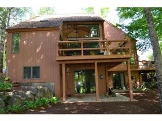 808 Covered Bridge Ln, Grantham, NH 03753 exterior