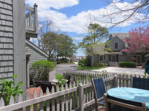 40 Brant Rock Rd, Mashpee, MA 02649 exterior