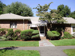 6 Shuman Cir, Newton, MA 02459 exterior