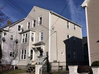 248 Wood St, Bristol, RI 02809 exterior