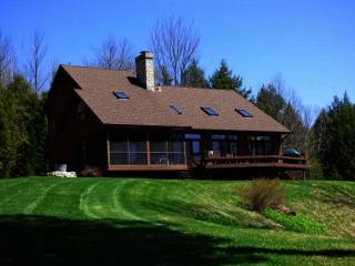 653 Perry Lea Rd, Waterbury, VT 05676 exterior
