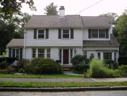 45 Pontiac Rd, Newton, MA 02468 exterior