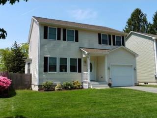 240 Birchland Ave, Springfield, MA 01119 exterior